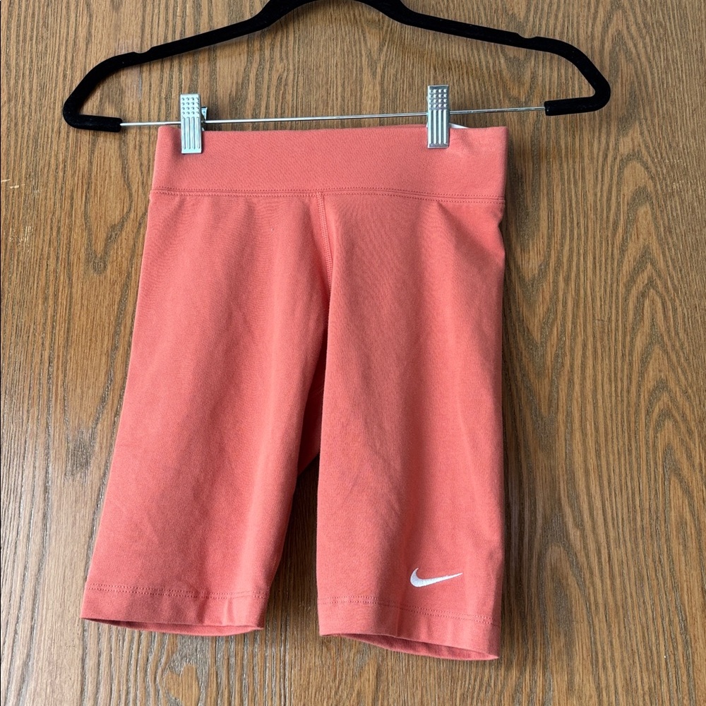 Nike NWT Salmon Pink Athletic Shorts Size XS